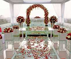 Luxotic Private Villa and Resort