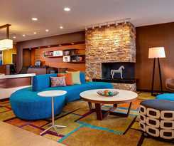 Fairfield Inn and Suites Lincoln Airport
