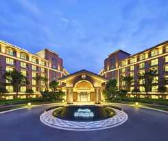 Hotel Emerald Bay Fuxian Lake