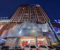 Hotel Luoyang Christian's