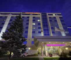 Hotel Armon Plaza Montreal Airpt, Trademark Collection By Wyndham