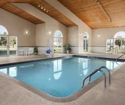 Hotel Country Inn and Suites by Radisson, Fort Dodge, IA