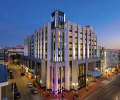 The Higgins Hotel New Orleans, Curio Collection by Hilton