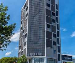 Hotel Brown