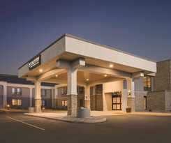 Hotel Country Inn and Suites by Radisson, La Crosse, WI