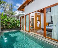 Hotel S18 Bali Villas