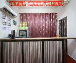 Hotel OYO 738 Hotel 81