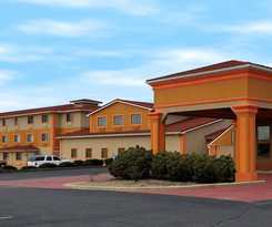 Comfort Inn & Suites at I-74 and 155