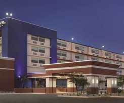 Hotel Radisson McAllen Airport