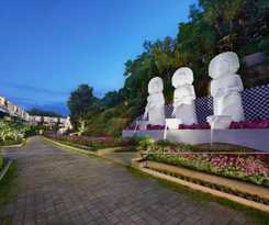 Hotel The Sterling Hotel and Villas