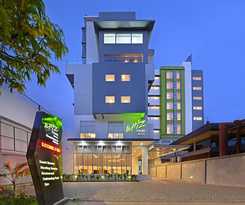 Hotel Whiz Prime Basuki Rahmat Malang - Chse Certified