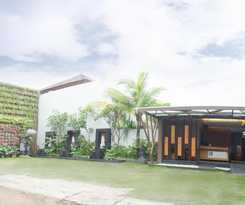 Villa Savvoya Seminyak Bali (Villa Pitu)