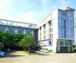 Yasmin Karawaci