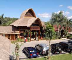 Hotel Swaloh Hill Resort