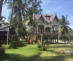 Chaloklum Bay Resort