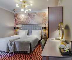  Grand Poet by Semarah