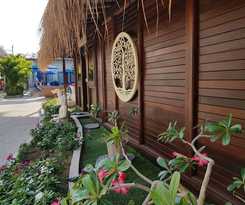 Hotel Kura Kura Beach Resort