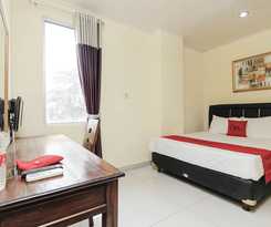 RedDoorz Plus @ Cikarang