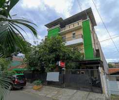 RedDoorz Plus near Trisakti University