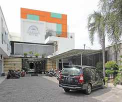 Hotel RedDoorz Plus near Keraton Solo
