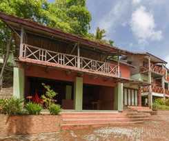 Hotel RedDoorz Syariah @ Sumur Tiga Beach Sabang