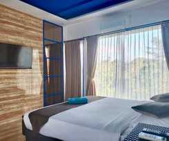 Hotel Bombora Surf Camp