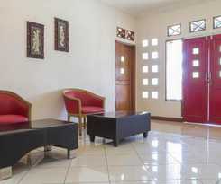 Hotel Reddoorz Plus @ Otista Garut