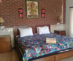 Hotel Eliska Sari Bungalows