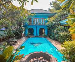 OYO 665 Namora Residence