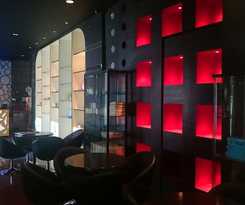 Hotel Sans Hotel International Surabaya