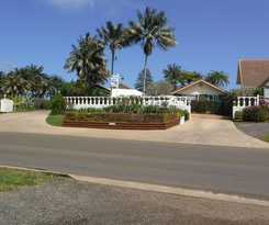 Hotel Shiralee Executive Cottages