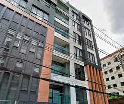 Dazzle Sukhumvit 7