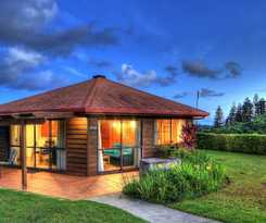 Hotel Whispering Pines