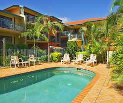 Hotel Beaches Holiday Resort