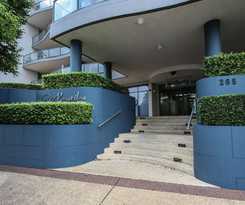 Nautilos Apartments