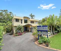 Hotel Azura Beach House Bandb