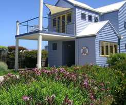 Hotel Rayville Boat Houses