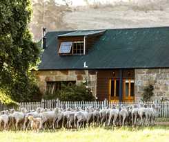 Hotel Daisy Bank Cottages