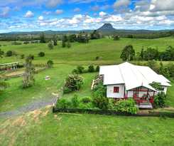 Avalon Noosa Farm Cottages