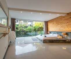 Balian Surf Villas