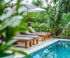 Pesantian Villa and Warung