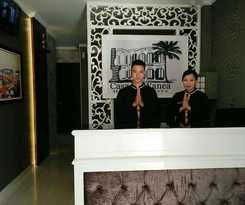 Casa De Wanea and Resto
