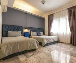 Hotel The Forum Condominium By Brassalova 74