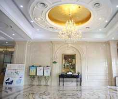 Vienna International Shanghai Pujiang Town