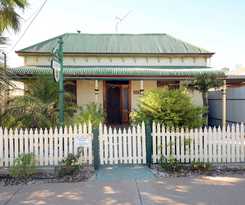 Hotel Emaroo Cottages Broken Hill