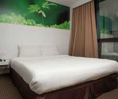 Hotel Capital O 90083 Riverfront Inn