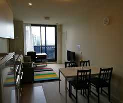 Stayicon Serviced Apartment On Collins