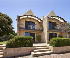 Hotel Albany Harbourside Apartments and Houses