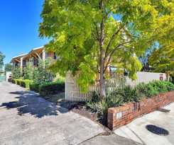Hotel Lake Wendouree Luxury Apartments