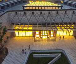 Hotel Beijing Wtown Hotspring Resort